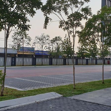 Bsp21 Family Homestay Jenjarum المظهر الخارجي الصورة